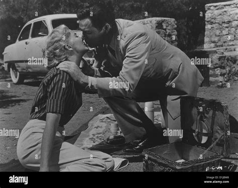 Der Koloss Amazing Colossal Man, The Szenenbild Stock Photo - Alamy