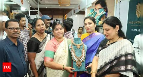 Meet weavers, artisans from across India at Vizag city exhibition ...