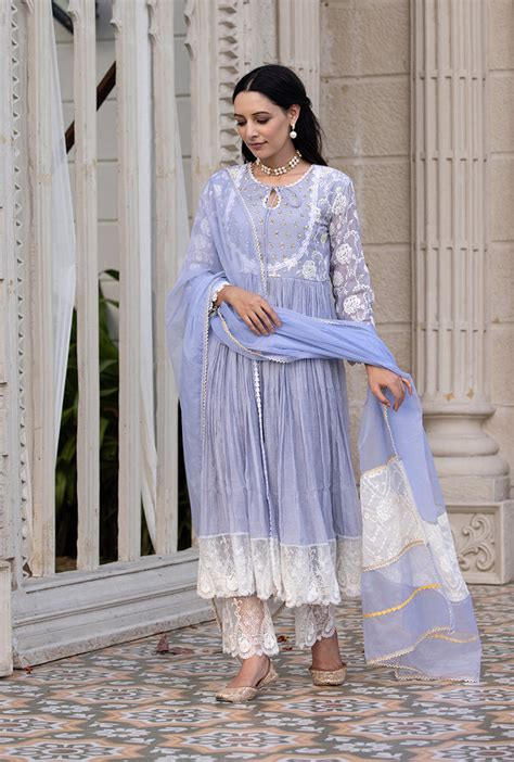 Lavender Thread And Pearl Yoke Kurta Set