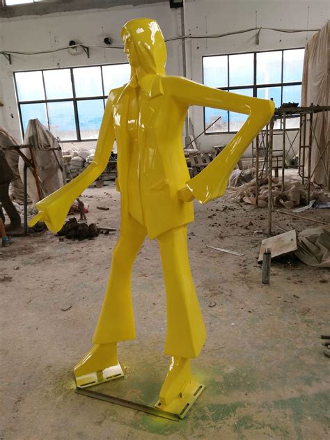 玻璃钢步行街人物雕塑，动漫人物雕塑 - 卓景雕塑公司