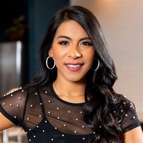 Anna Hernandez - Neighborhood Loans