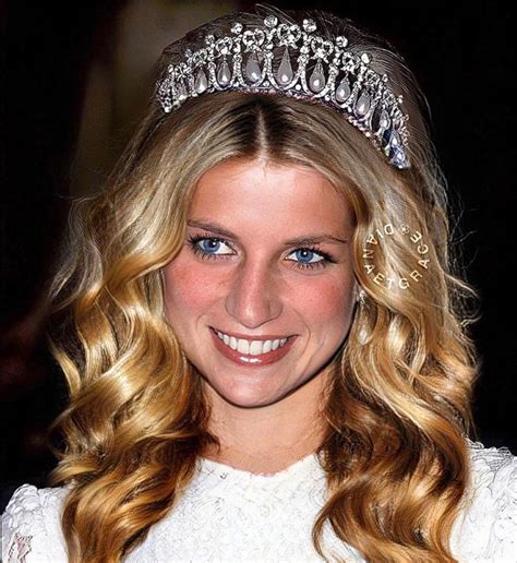 Princess Diana Long Hairstyles - Fade Haircut Styles