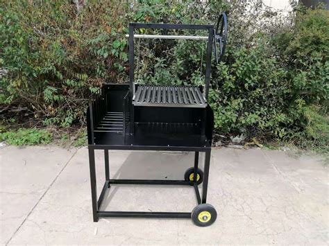 Argentine Style Grills Charcoal Grill with Adjustable Grill Grate