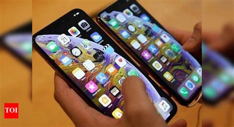 Watch: Apple tells iPhone users how to click better pictures - Times of ...