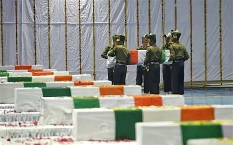 Bodies of 5 more defence personnel killed in IAF helicopter crash ...