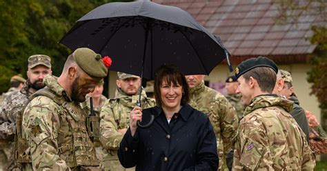 UK’s £2.26bn loan for Ukraine ‘can help turn the tables on Putin’s war ...