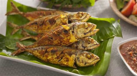 ikan goreng kalori