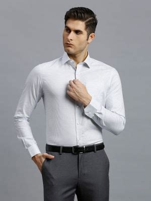 Buy Reid & Taylor Men Checks White Formal Shirt (39) Online