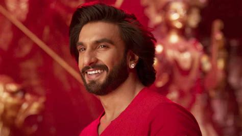 Ranveer Singh Reacts To Rocky Aur Rani Kii Prem Kahaani's Double Win At ...