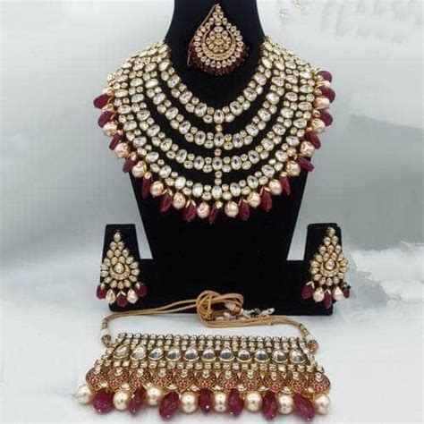 Buy Full Bridal Maroon Set Online - Ishhaara