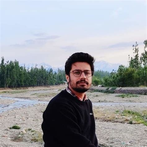 Naveed - Physics teacher in New Delhi - ₹800/h