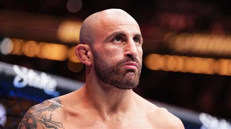 Where to watch UFC 314: Volkanovski vs. Lopes live stream, fight card ...