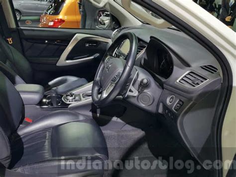 India-bound 2016 Mitsubishi Pajero Sport - Mitsubishi Pajero Sport ...