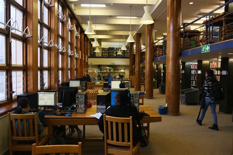 UCT researchers among top 2% in the world | UCT News