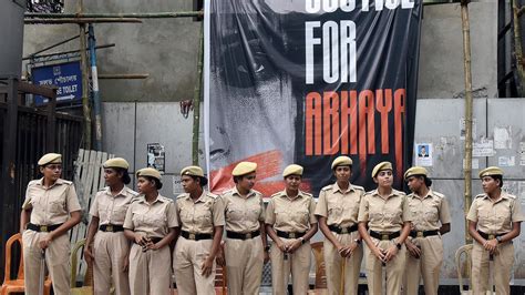 முதல்வர் மம்தா ராஜினாமா செய்யக் கோரி பேரணி: உளவுத்துறை எச்சரிக்கையால் ...