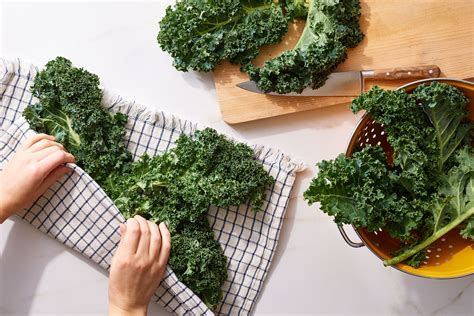 How Long Does Kale Last In Fridge