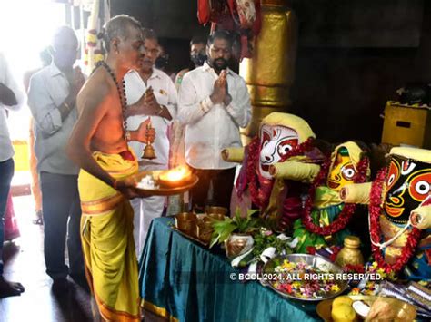 Vaccination and test - Police seek feedback from devotees as Jagannath ...