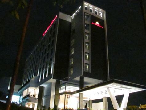 HOTEL GRAND DHIKA SETIABUDI MEDAN - Hotel Reviews & Photos - Tripadvisor