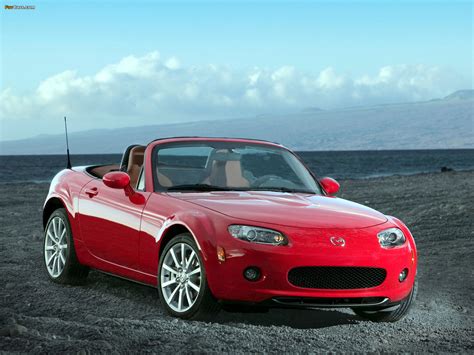 Photos of Mazda MX-5 Roadster US-spec (NC) 2005–08 (1600x1200)