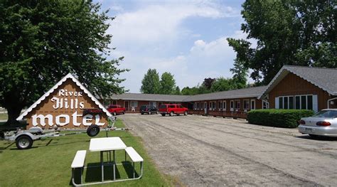 THE RIVER HILLS MOTEL - ALGOMA, WI - NEAR DOOR COUNTY - Motel Reviews ...