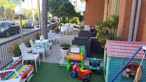 HOTEL ADELPHI (Rimini) - Hotel Reviews & Photos - Tripadvisor