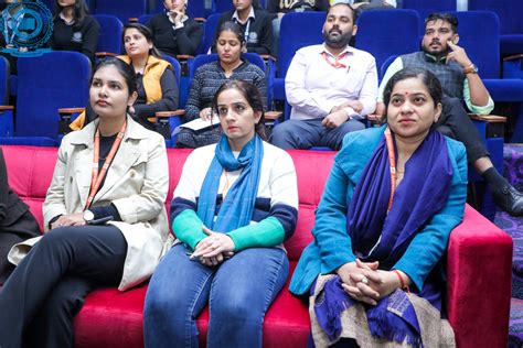 Symposia on“Understanding the fascinating brain”