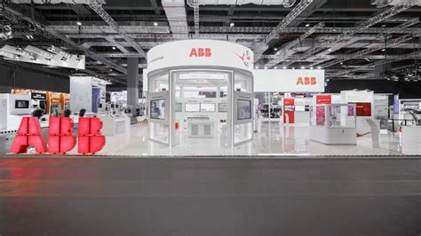 ABB和红帽联手提供跨工业边缘和混合云的可扩展数字解决方案 - 施耐德、ABB、西门子中低压授权服务商--上海施顺电气科技有限公司
