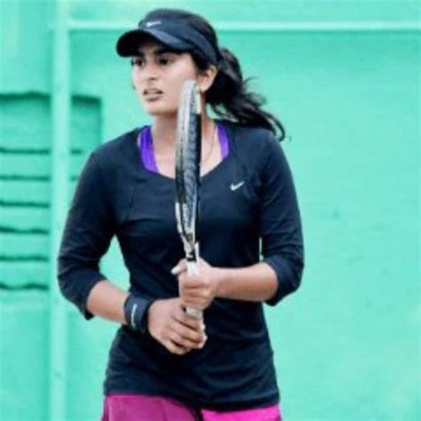 Neeraj Chopra's wife Himani Mor is a tennis coach in Massachusetts ...