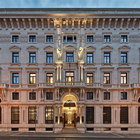THE 10 BEST Restaurants Near DoubleTree by Hilton Trieste