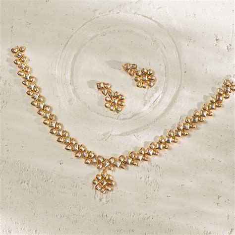 Buy Khevana Kundan Necklace Set | Tarinika - Tarinika India