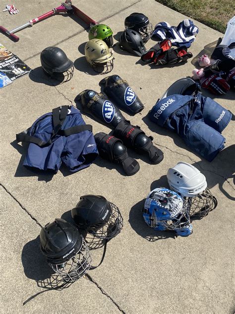 Hockey Gear 的图像结果