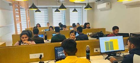 About Us - Digital marketing institute in Ahmedabad, Best Digital ...