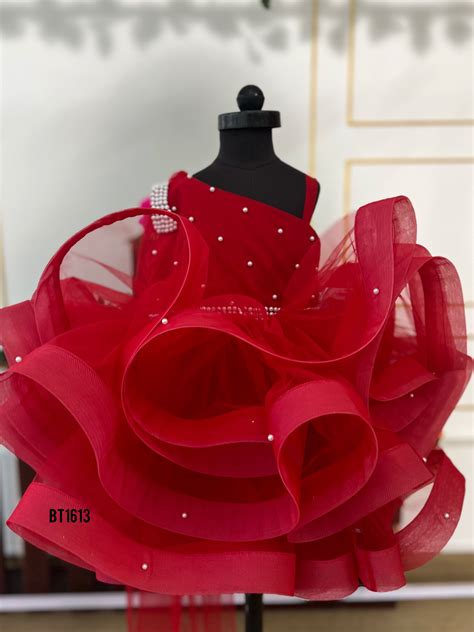 BT1613 Scarlet Swirl: A Red Rhapsody for Little Celebrants – BabyTeen ...