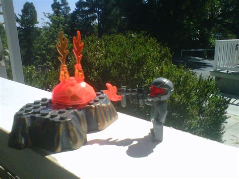 Flamethrower LEGO Hand 的图像结果