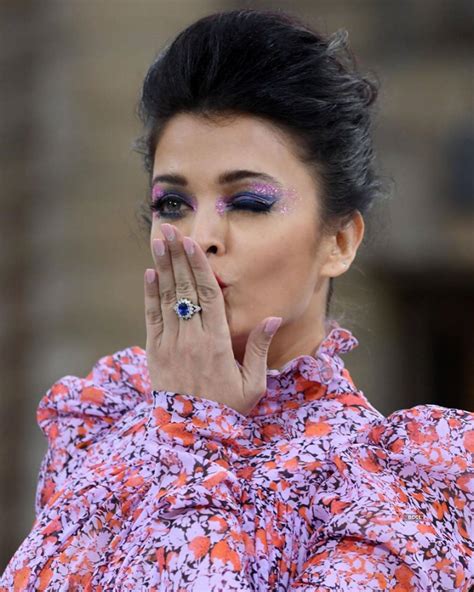 Wendell Rodricks is not happy with Aishwarya's Paris Fashion Week look ...