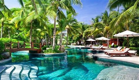 Тур в Huayu Resort & Spa (ex. Crowne Plaza Sanya) 5*, Китай, 1395$