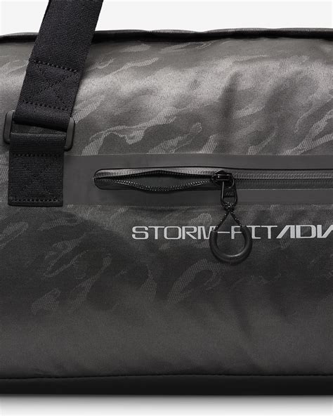 Nike Pro Storm-FIT ADV Duffle Bag (38L). Nike IN