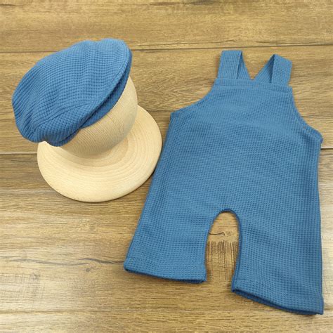 Babymoon | Set of 2 | French Cap & Pant | Baby Photography Props | Cos ...