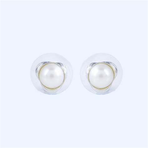 Buy Pearl Stud Earrings | Classic & Everyday Pearl Studs – Beyond Pearls