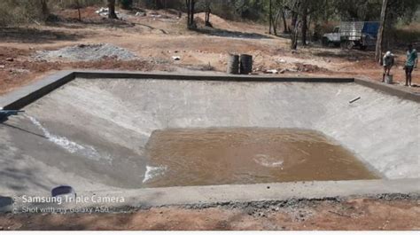 சுட்டெரிக்கும் சூரியன்: ஓசூர் காப்புக்காடு தொட்டிகளில் தண்ணீர் ...