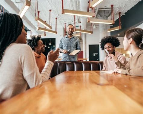 Ethical Manner 的图像结果