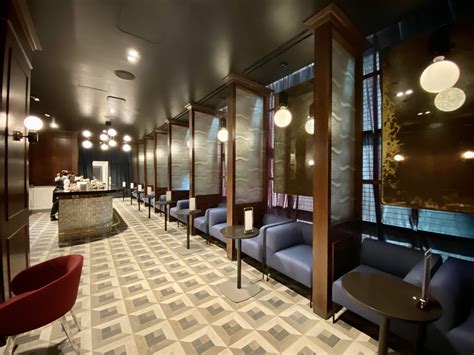 Amex centurion lounge - piriloX