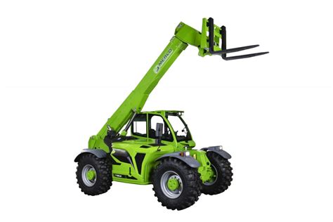 Manitou Telehandler vs Merlo 的图像结果