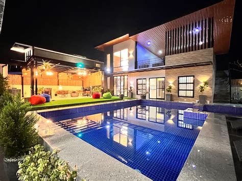 Hannah's Abode, a private resort with jacuzzi. - Villas for Rent in ...