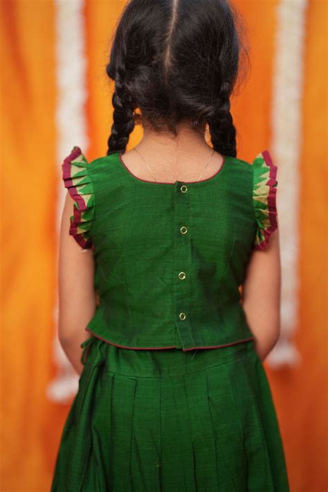 Gautami Green Handloom Kids Set – Narayanpet Cotton Top & Skirt ...