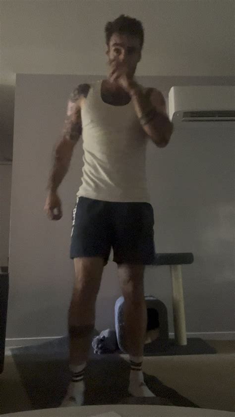 Iron Cardio - Heavy Press Focus - 32kg : r/kettlebell