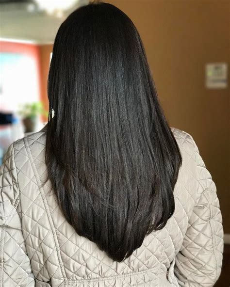 36 V-Cut Hairstyles for Women and Men to Try 2023 - Hood MWR