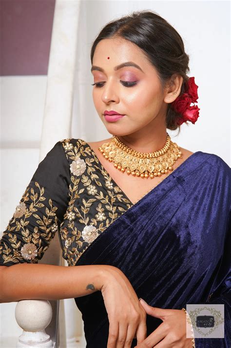 Navy Blue Velvet Taj Mahal Saree – kreationbykj