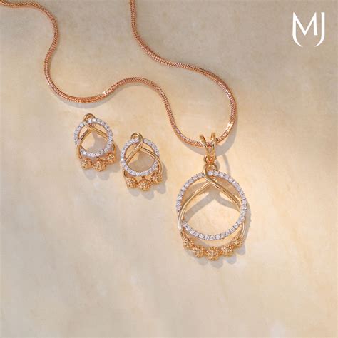 Gold Necklace Set with Price | Buy Gold Necklace Set Online