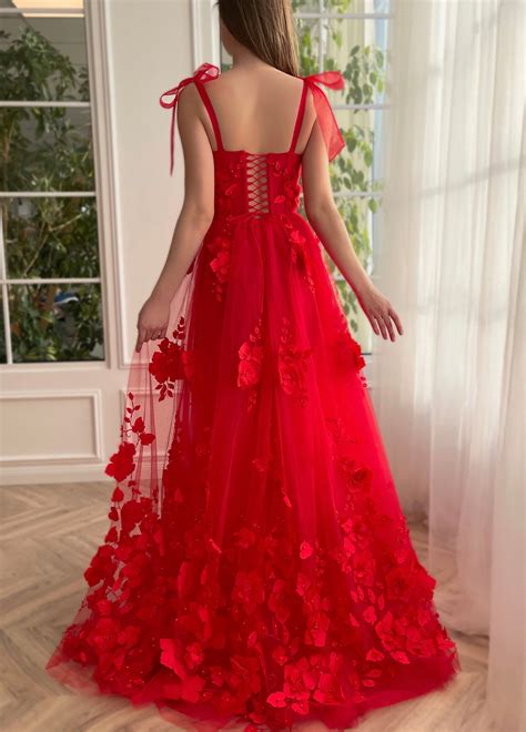 Scarlet Lace Sonata Gown | Teuta Matoshi